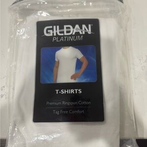 3  Gildan Platinum men's white crewneck T-shirts